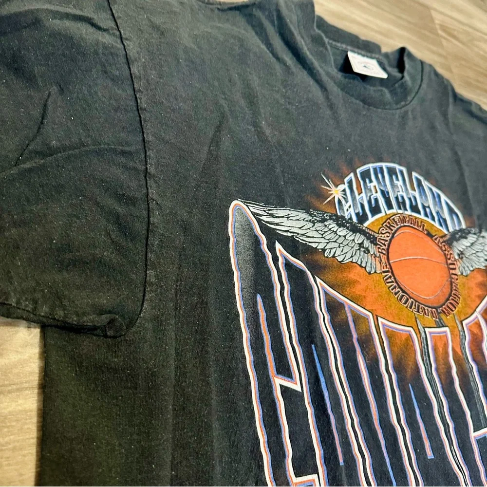 Cleveland Cavaliers 1990s Vintage 100% Cotton Black NBA Basketball T-Shirt - Picture 5 of 5